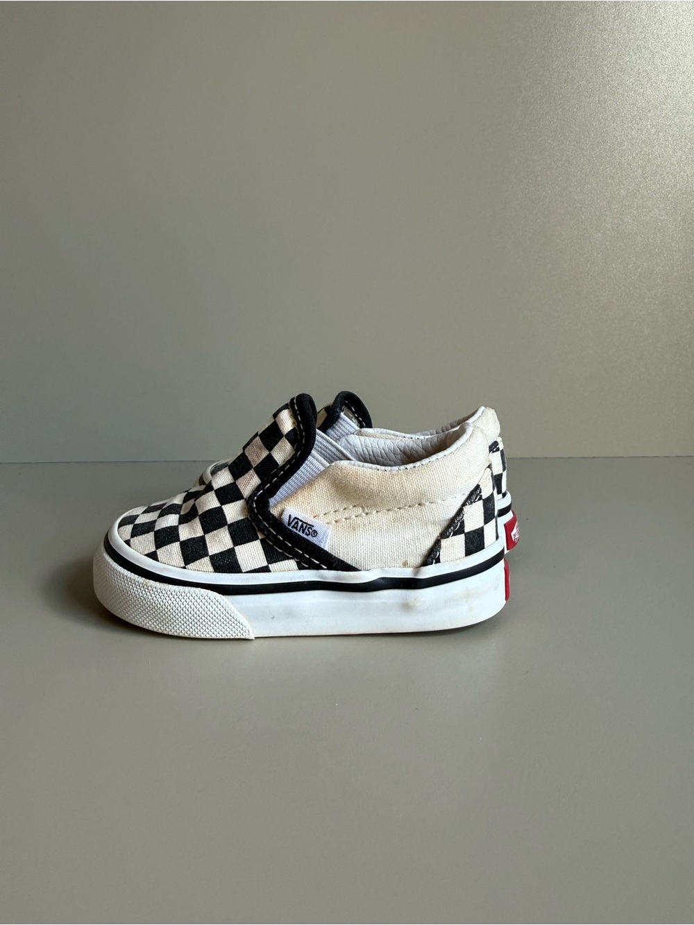 Vans - Picture 4 of 5